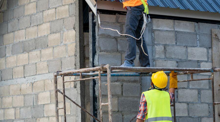 Professional residential roofers in Warm Springs, AR